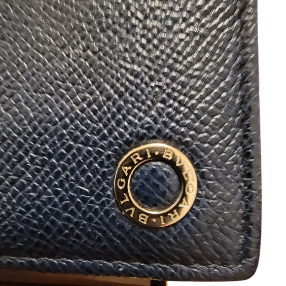 Bvlgari Textured Wallet - Picture 3 of 8